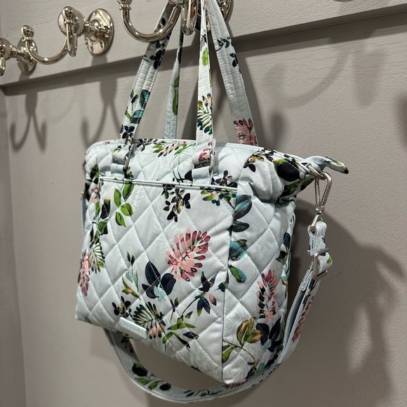 Vera Bradley Seawater Blooms Multi-Strap Shoulder Bag in Performance Twill - Picture 7 of 8